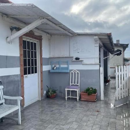 Airport Apartment Happyhouse Fiumicino Esterno foto