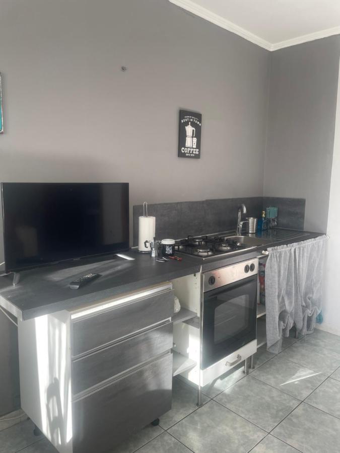 Airport Apartment Happyhouse Fiumicino Esterno foto