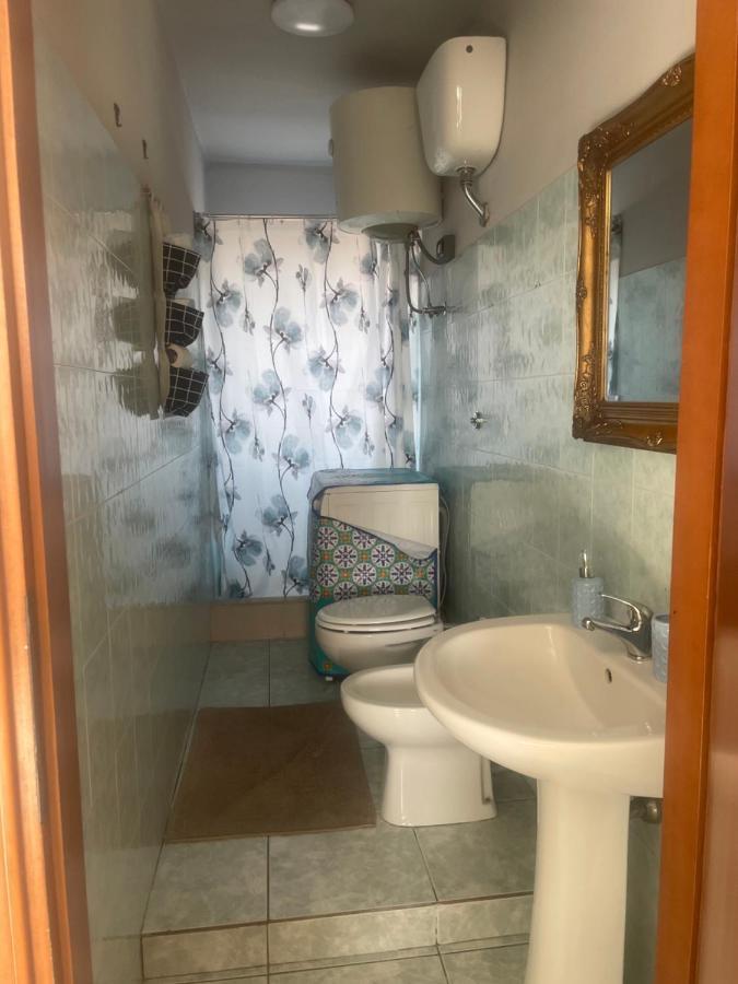 Airport Apartment Happyhouse Fiumicino Esterno foto