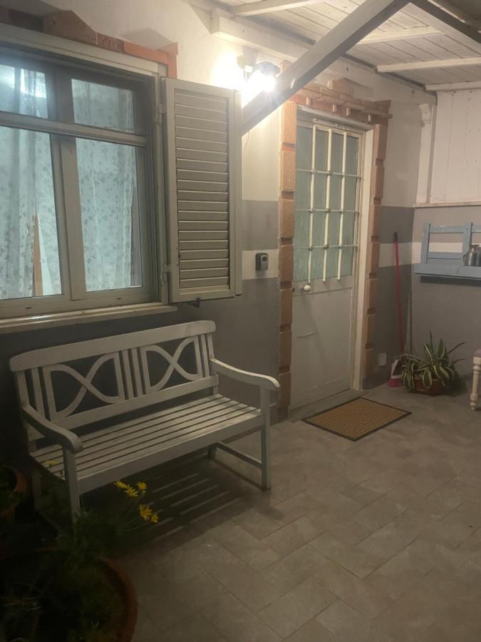Airport Apartment Happyhouse Fiumicino Esterno foto